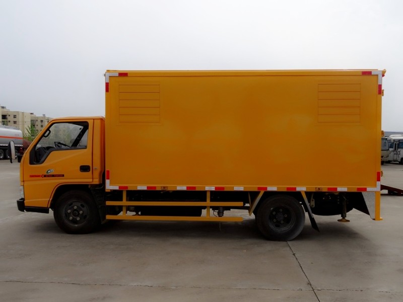 江鈴小型應(yīng)急發(fā)電車、電源車
